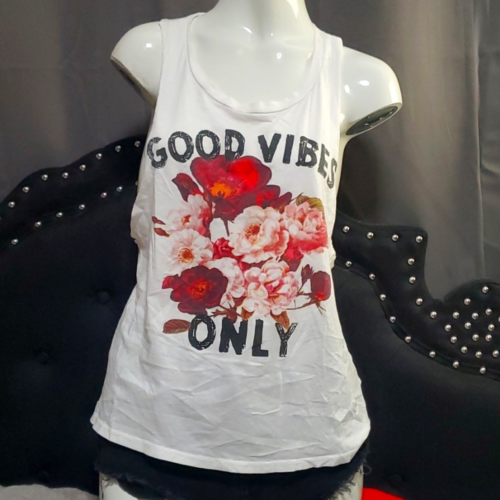 PRETTY REBEL TANK TOP